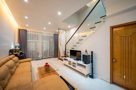 Bán nhà hẻm xe hơi Thích Quảng Đức, Phú Nhuận, ngang 5.1m giá hơn 8 tỷ