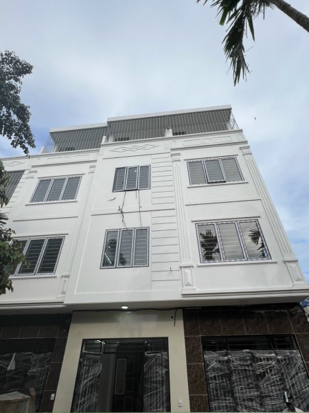 Cần bán gấp căn nhà xây mới đường Phúc Thành Biên Giang cách QL6 chỉ 70m.31m2 x 4 tầng