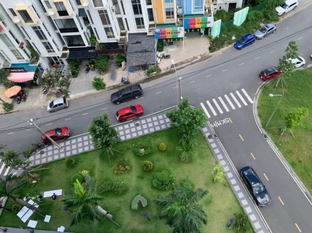 Bán căn góc 95m2 tầng 9 c/c Homyland Nguyễn Duy Trinh Thủ Đức