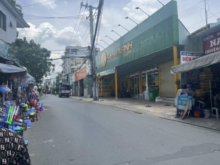 Bán gấp nhà Bình Tân 5 tỷ x gần ngã tư Gò Mây, 48 m2, 5 tầng, hẻm ô tô