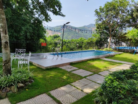 Chuyển nhượng căn biệt thự 330m2 đã hoàn thiện. Bể bơi riêng. Full nội thất - Đã có sổ đỏ