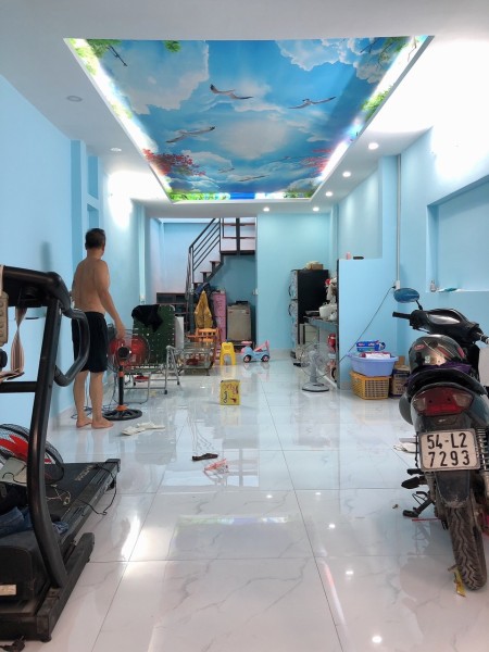 Bán nhà mặt tiền giá hẻm ngay ngã 4 Bốn Xã Bình Tân, 2 tầng, dt 96m2, giá chỉ 4.xx tỷ