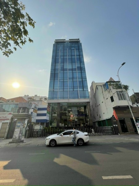 Mt Hoàng Diệu, Phú Nhuận. DT: 10x35m, CN: 470m², 2 hầm 12 Tầng. 135 tỷ