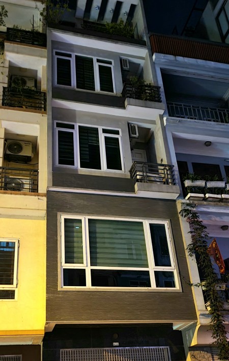 Bán nhà Hồ Tây phân lô ô tô tránh diện tích sử dụng 56M2 giá bán 23.5 tỷ