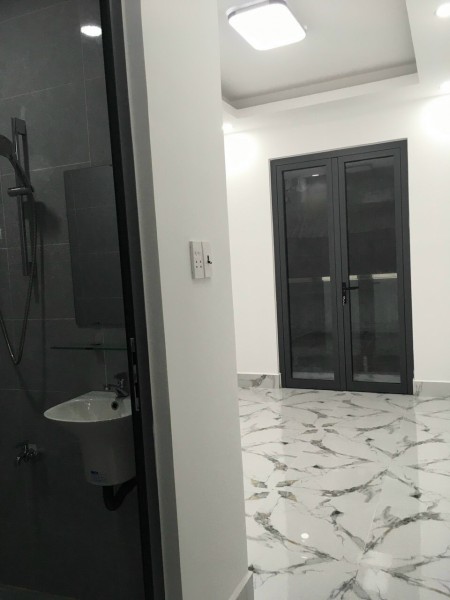 Chính chủ bán nhà gấp để đi nước ngoài giá thương lượng, lh 0355881146