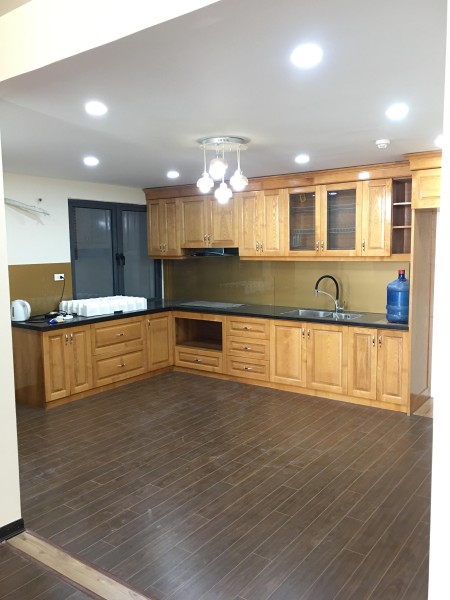 Chính chủ cho thuê căn hộ 3PN tòa A CC Newskyline Văn Quán