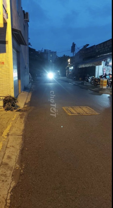Bán nhà góc 2 MT hẻm xe hơi đường số 11 P.BHH Bình Tân
