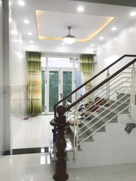 Bán nhà 3 lầu ngay chợ Cư Xá Ngân Hàng đường Lâm Văn Bền, Phường Tân Thuận Tây, Quận 7