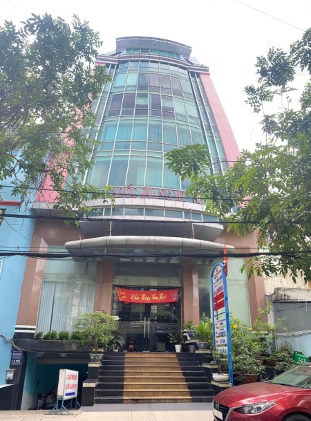 Cho thuê một phần tòa nhà Quang Minh khu sầm uất, giá tốt
