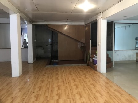 Bán mảnh đất đã có NHÀ 2 TẦNG, diện tích 97.8m2 Trung tâm Sapa