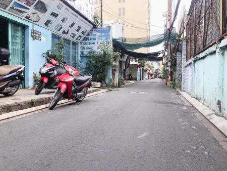 Bán gấp nhà riêng hẻm xe hơi Trường Chinh, Tân Bình, 4 tầng giá nhỉnh 10 tỷ