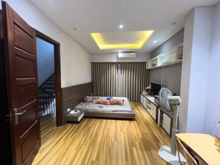 Nhà phố Tô Vĩnh Diện khu Quân Đội an ninh cực tốt, giá nhỉnh 6 tỷ