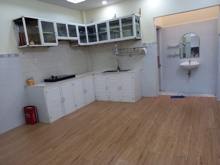 Nhà đẹp Nguyễn Sỹ Sách xây mới 100% diện tích 77m² x 2 tầng, nhỉnh giá 5 tỷ