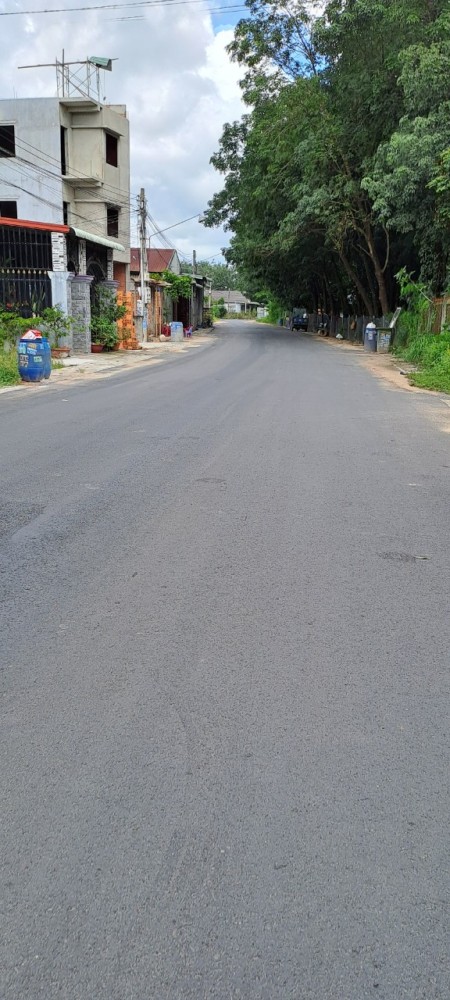 Chuyển về quê sinh sống cần bán nhanh lô đất 105m2 ngay Hòa Lợi - Bến Cát