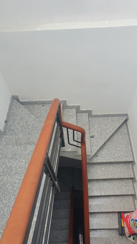 Bán nhà hẻm xe hơi 6m đường Cách Mạng Tháng 8, Quận 10, 4 tầng giá nhỉnh 7 tỷ đồng