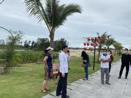 Đi đến slide 4