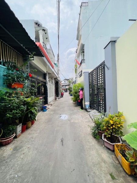 Bán nhà Hồ Văn Tư, Thủ Đức, DT 53m², cách mặt tiền 30m siêu đẹp nhỉnh giá 4 tỷ đồng