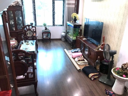 Bán nhà mặt phố Nguyễn Văn Trỗi, quận Hà Đông khu KD tốt, DT 32m² x 3 tầng, chỉ hơn 4 tỷ