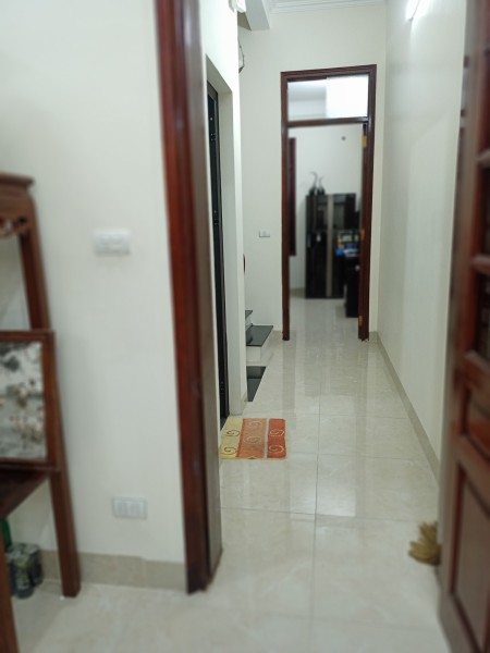Bán nhà riêng phố Lạc Long Quân, Âu Cơ, Nhật Tân, Tây Hồ. DT 50m² x 7 tầng chỉ 14,5 tỷ