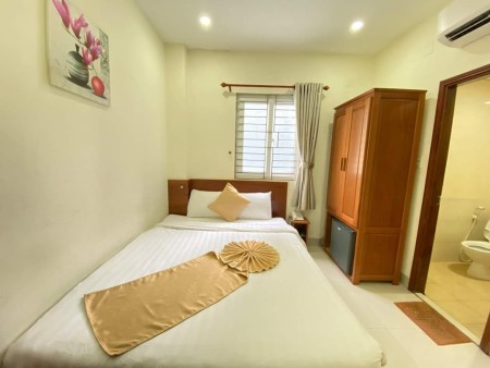 Cần bán khách sạn mini gần biển Mỹ Khê đầy đủ tiện nghi
