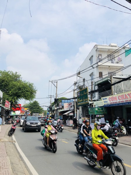Nhà 1T3L sân thượng, kinhdoanh sầm uất, Mặt tiền Hoàng Diệu 2, Thủ Đức, DTS 580m2 giá siêu tốt