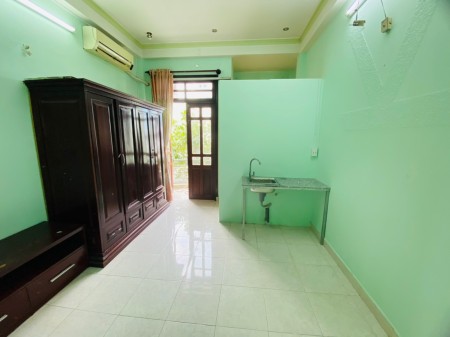 Cho thuê phòng Qận 7, đường 51 khu dân cư đông giá tốt