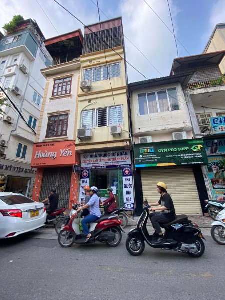 Cho thuê nhà phố Doãn kế thiện khu dân cư, đường lớn, không ngập