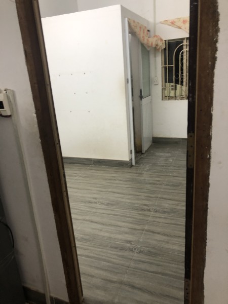 Phòng máy lạnh giá rẻ gần Hutech GTVT Hồng Bàng ngã 4 Hàng Xanh