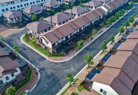 Bán Gấp Nhà Phố chuẩn phong cách Nhật giá chỉ từ 420t - SHR trao tay