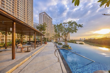 Chính chủ cần nhượng gấp căn hộ cao cấp 2pn ở Phú Mỹ Hưng, view trực diện sông