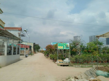 Cho thuê nhà kho 270m2 (9.1x30m) giá tốt thị trường, khu dân đông