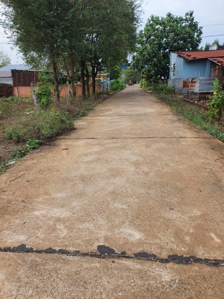 Cần bán nhanh lô đất suối Nghệ sát bên khu công nghiệp Sonadezi lh 0963234653