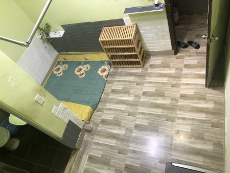 Cho thuê phòng trọ nằm tại tầng trệt 18m2, máy lạnh, tủ lạnh, toilet giờ tự do do 3 triệu/tháng