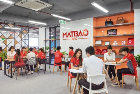 Cho thuê tòa văn phòng 7 Tầng MT Ba Vì, Tân Bình 100 triệu LH Quân 0911989098
