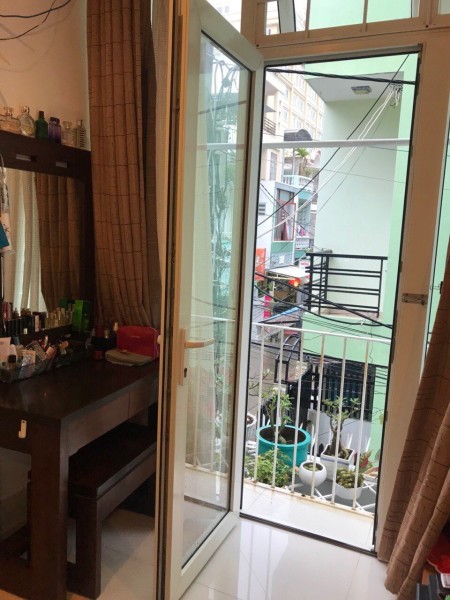 Đi đến slide 4