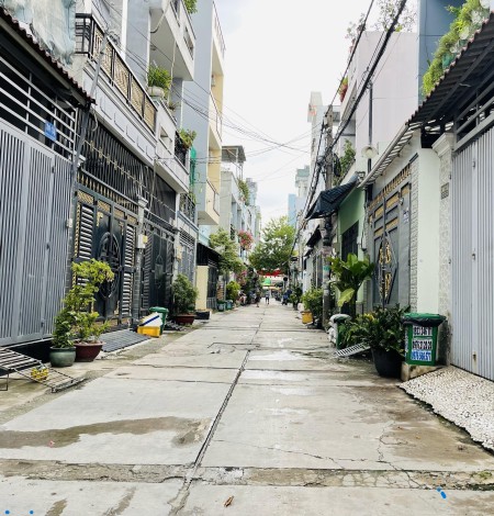 Bán nhà Bình Thành, Bình Hưng Hòa B, 4 tầng kiên cố, DT 62m² giá chỉ 5 tỷ đồng