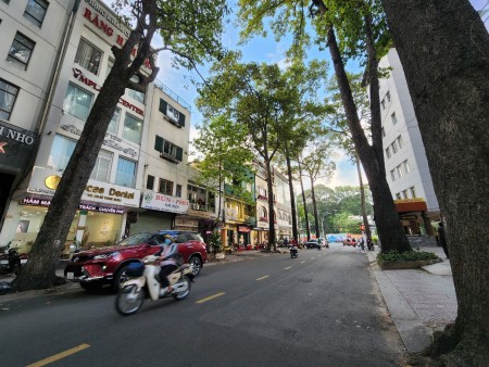 Bán khách sạn 14 tầng, 18 Bùi Thị Xuân, Bến Thành, Quận 1 - 105 tỷ TL - Quân 0911.98.90.98.