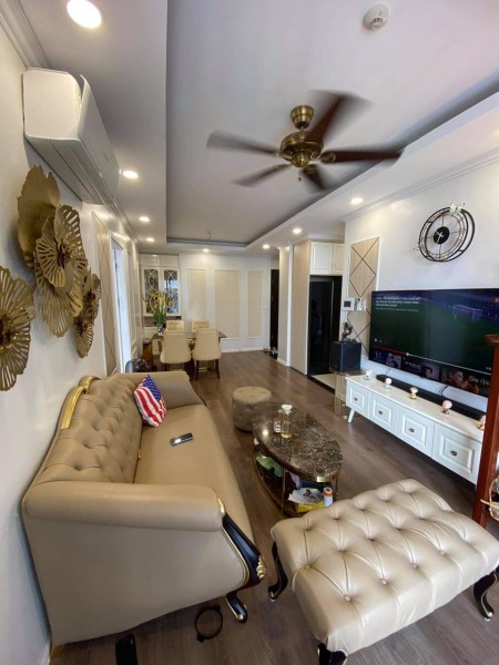 Bán căn hộ 2pn dtsd 82m2, full đồ giá hơn 4 tỷ, tại chung cư Imperia garden