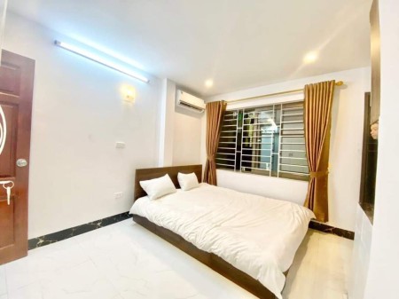 Bán nhà riêng mặt tiền Thanh Xuân, DT 60m² (5,2 x 11m), 5 tầng, chỉ 11,8 tỷ đồng TL