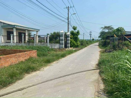 Mặt đường phường Lộc Tiến tôi bán lô 144m2 khu dân cư viu núi đồi sau đất giá 666 triệu