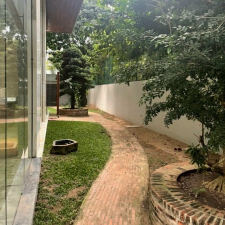 Bán biệt thự đường 16, Thảo Điền, Quận 2 có hầm 5 tầng dt 1.314m² chỉ 145 tỷ lh: 0911 989 098
