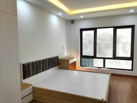 Bán nhà riêng ngã tư Sở phân lô 2 thoáng trước sau gần ô tô tiện ích ngập tràn