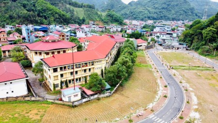 Đi đến slide 2