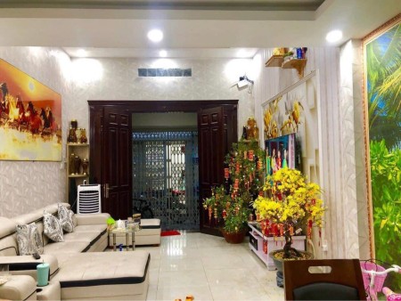 Ngộp bank bán gấp trong tuần nhà Tân Phú dtsd 60m2, giá nhỉnh 4.7 tỷ