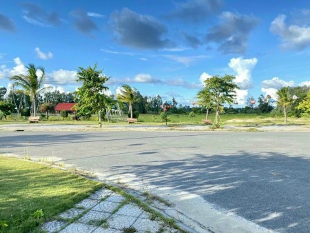 1 lô cuối cùng đẹp nhất ngay bò sông khu vực Nam Đà An Nẵng, ưu tiên Anh chị thiện chí