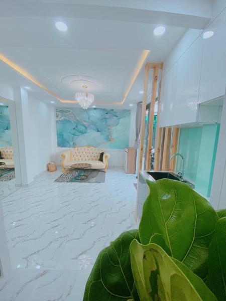 Bán gấp nhà Thích Quảng Đức, diện tích sử dụng 21m2, 3 tầng giá bán 4.85 tỷ