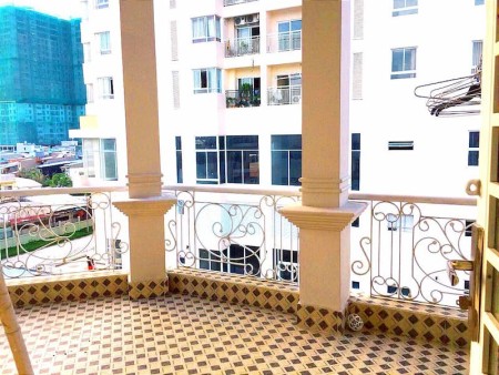 Bán nhà đẹp căn góc đường Lâm Văn Bền Quận 7 KDC đông đúc, giá tốt