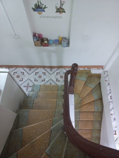 Bán nhà Chế Lan Viên Cô Nhuế DTSD 30m² x 5 tầng, ô tô 5m, giá chỉ 3,35 tỷ đồng