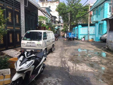 Nhà ngộp BANK giảm ngay 600 triệu tại đường Huỳnh Thiện Lộc, Tân Phú DT 85m² HXT 9m giá chỉ 8,999 tỷ