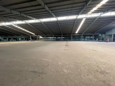Cho thuê kho xưởng 8000m2 gần KCN Tân Bình, quận Tân Phú